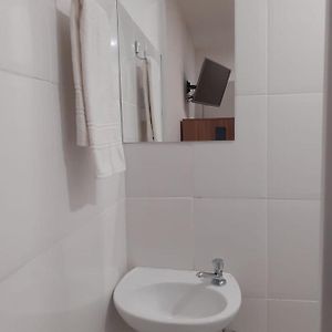 Habitación Económica con 2 Camas Individuales
